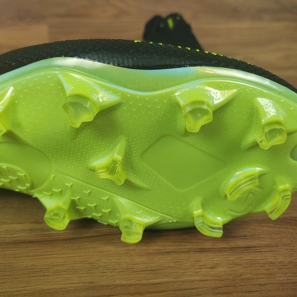 Nike Phantom Vision Legend DF FG Black Volt Soccer - Picture 7 of 8